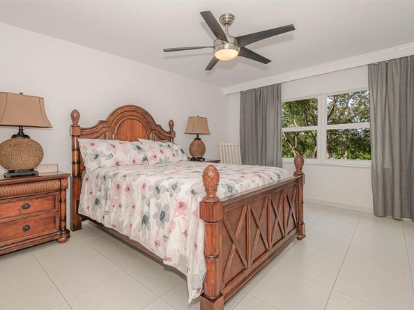 200 Diplomat Pkwy 321, Hallandale Beach FL 33009