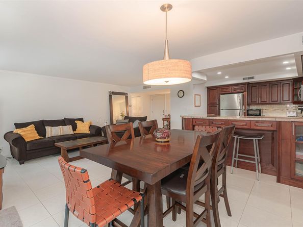 200 Diplomat Pkwy 321, Hallandale Beach FL 33009