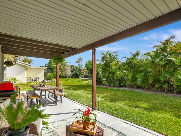 10412 NW 70th Ct, Tamarac FL 33321