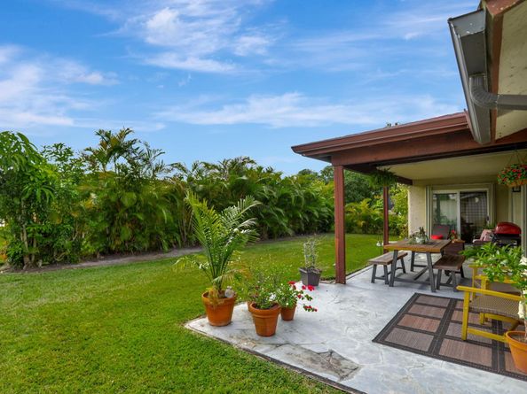 10412 NW 70th Ct, Tamarac FL 33321