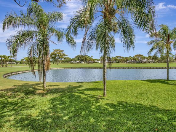 27 Eastgate Drive C, Boynton Beach FL 33436