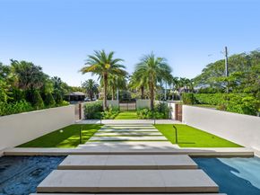 2421 Barcelona Dr, Fort Lauderdale FL 33301