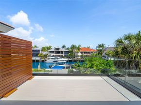 2421 Barcelona Dr, Fort Lauderdale FL 33301