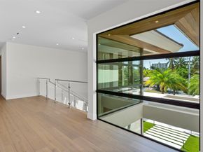 2421 Barcelona Dr, Fort Lauderdale FL 33301