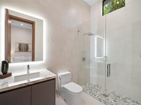 2421 Barcelona Dr, Fort Lauderdale FL 33301