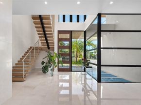 2421 Barcelona Dr, Fort Lauderdale FL 33301