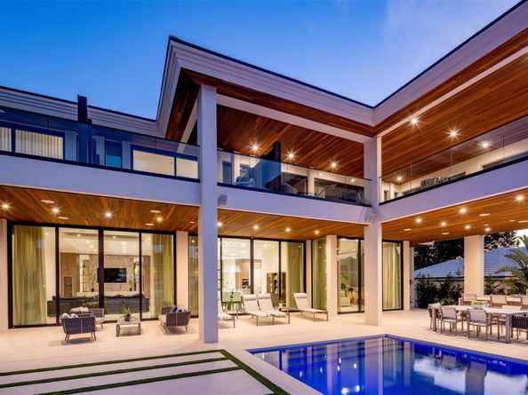 2421 Barcelona Dr, Fort Lauderdale FL 33301