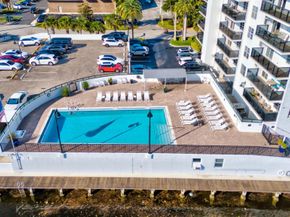 5100 Dupont Blvd 8J, Fort Lauderdale FL 33308