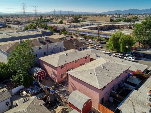 11966 Runnymede Street, North Hollywood CA 91605