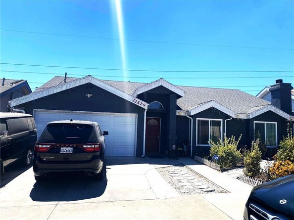 11529 Hunnewell Ave,, Sylmar CA 91342