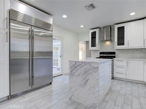 3041 Alabama, La Crescenta CA 91214