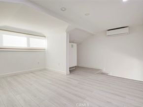 3041 Alabama, La Crescenta CA 91214