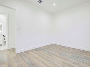 9055 Forbes Avenue, Northridge CA 91343