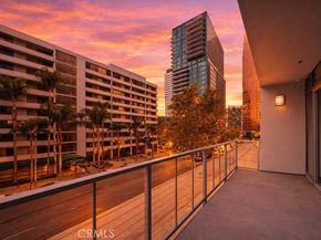 645 W 9th, Los Angeles CA 90015