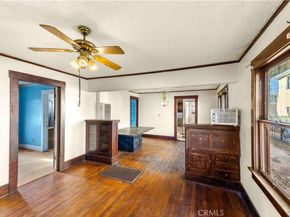 225 E 67th, Los Angeles CA 90003