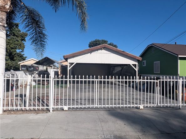 8820 Beach Street 2, Los Angeles CA 90002