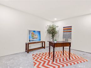 5414 Hillcrest, Los Angeles CA 90043