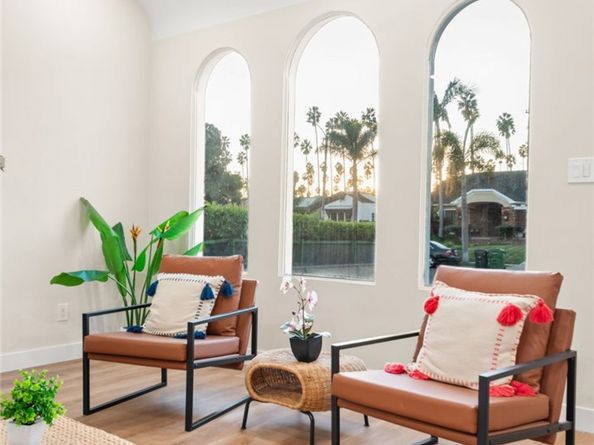 5414 Hillcrest, Los Angeles CA 90043