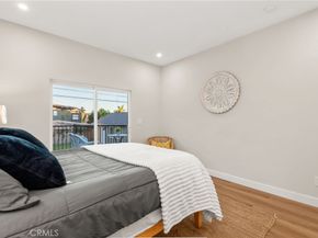 5414 Hillcrest, Los Angeles CA 90043