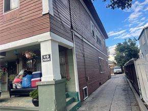 317 E 36th Street, Los Angeles CA 90011