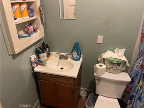 317 E 36th Street, Los Angeles CA 90011