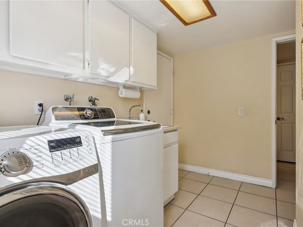 1214 Miller Court, Upland CA 91784