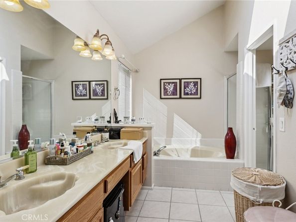 1214 Miller Court, Upland CA 91784