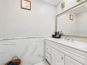 1430 Cabrillo Park B, Santa Ana CA 92701