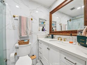 1430 Cabrillo Park B, Santa Ana CA 92701