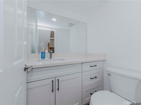 1929 E Washington Blvd 2, Pasadena CA 91104