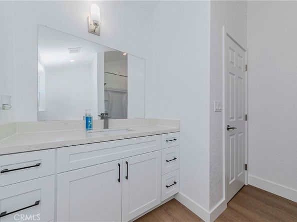 1929 E Washington Blvd 2, Pasadena CA 91104