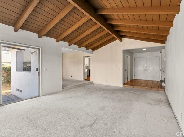 2525 N. Pacific Avenue, Santa Ana CA 92706