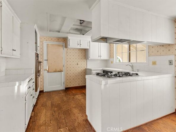 2525 N. Pacific Avenue, Santa Ana CA 92706