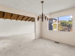 2525 N. Pacific Avenue, Santa Ana CA 92706