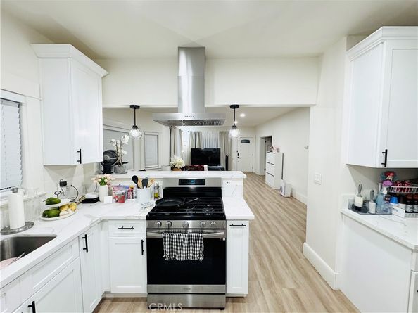 873 N Towne, Pomona CA 91767