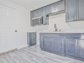 1650 E 64th, Los Angeles CA 90001