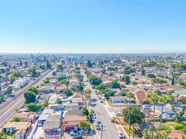 1650 E 64th, Los Angeles CA 90001