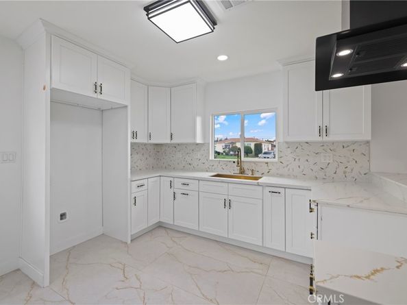 1071 Groff Street, Pomona CA 91768