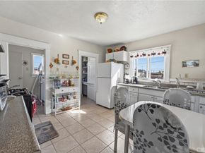 323 W 60th, Los Angeles CA 90003