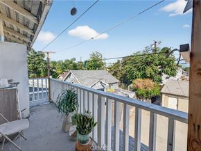 323 W 60th, Los Angeles CA 90003