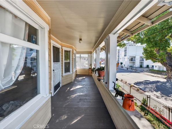 323 W 60th, Los Angeles CA 90003