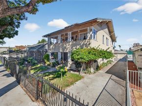 323 W 60th, Los Angeles CA 90003