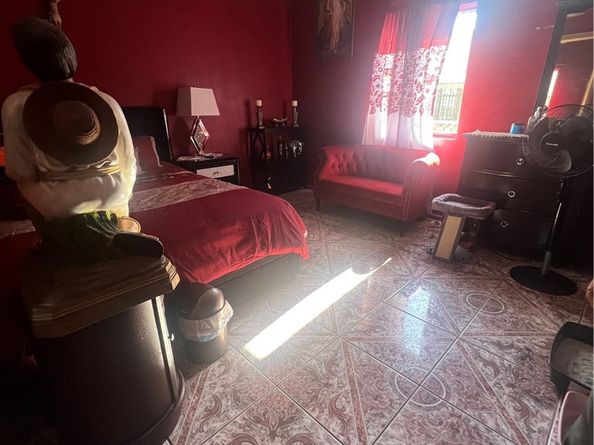 1734 E 63rd Street, Los Angeles CA 90001