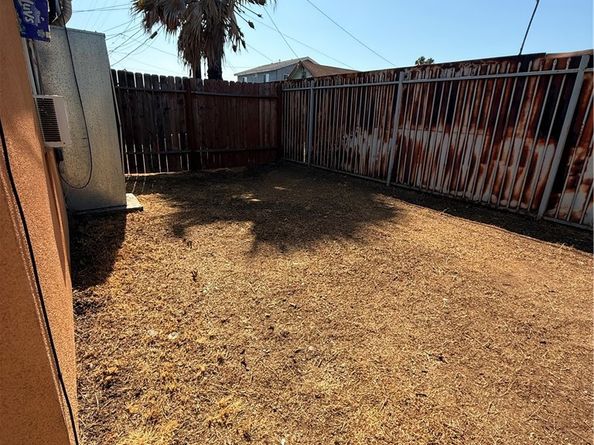 1052 W 106th Street, Los Angeles CA 90044