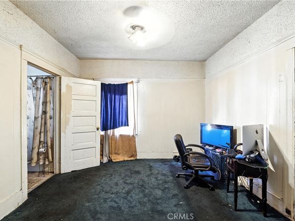 1459 E 43rd Street, Los Angeles CA 90011