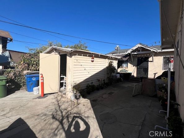 3065 E 6th Street, Los Angeles CA 90023