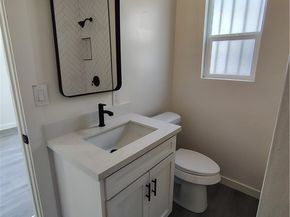 231 E Century Boulevard, Los Angeles CA 90003