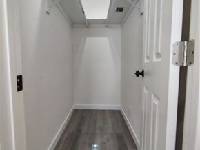 231 E Century Boulevard, Los Angeles CA 90003