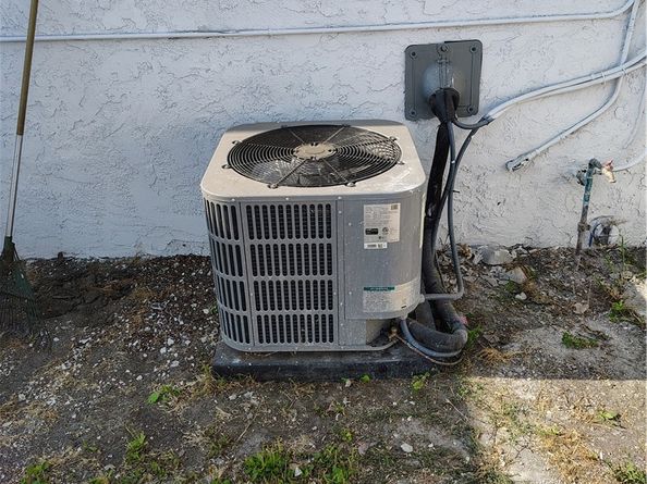 231 E Century Boulevard, Los Angeles CA 90003