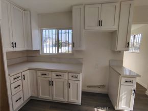 231 E Century Boulevard, Los Angeles CA 90003